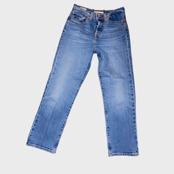 Levi’s High Waisted Ankle Jeans - Picture 2 of 3